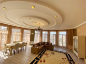 İcarəyə verilir 3 otaqlı 160 m2 yeni tikili Şah İsmayıl Xətai m.