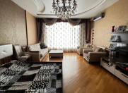 Satılır 3 otaqlı 130 m2 yeni tikili 8 Noyabr m.