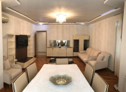 İcarəyə verilir 3 otaqlı 100 m2 yeni tikili 8 Noyabr m.