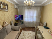 Satılır 2 otaqlı 64 m2 köhnə tikili Gənclik m.