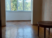 İcarəyə verilir 3 otaqlı 80 m2 köhnə tikili İnşaatçılar m.