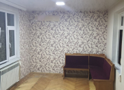 İcarəyə verilir 4 otaqlı 82 m2 köhnə tikili Gənclik m.