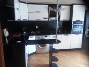 Satılır 1 otaqlı 60 m2 yeni tikili 20 yanvar m.