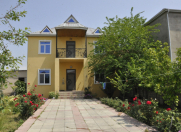 Satılır 6 otaqlı 200 m2 həyət evi Ramana