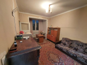 İcarəyə verilir 3 otaqlı 50 m2 köhnə tikili Gənclik m.