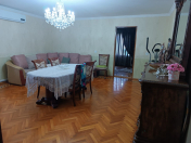 İcarəyə verilir 2 otaqlı 80 m2 köhnə tikili Nəsimi r.