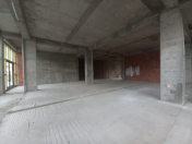 İcarəyə verilir 1 otaqlı 260 m2 obyekt 28 May m.