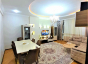 Satılır 3 otaqlı 130 m2 yeni tikili İnşaatçılar m.