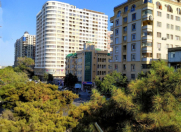 İcarəyə verilir 2 otaqlı 4 m2 köhnə tikili Yeni Yasamal