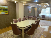 İcarəyə verilir 3 otaqlı 155 m2 yeni tikili Gənclik m.