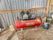 Satılır 450 m2 qaraj Binəqədi