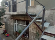Satılır 6 otaqlı 90 m2 həyət evi Badamdar
