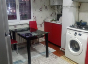 İcarəyə verilir 2 otaqlı 60 m2 köhnə tikili 8 mkr