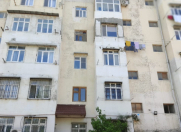 Satılır 3 otaqlı 90 m2 köhnə tikili Memar Əcəmi m.