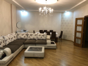 Satılır 3 otaqlı 140 m2 yeni tikili Gənclik m.