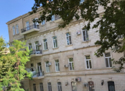 Satılır 3 otaqlı 115 m2 köhnə tikili İçəri Şəhər m.