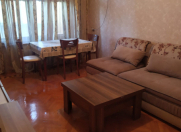 İcarəyə verilir 2 otaqlı 60 m2 köhnə tikili 6 mkr