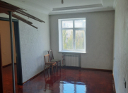 Satılır 2 otaqlı 45 m2 köhnə tikili Badamdar