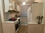 İcarəyə verilir 2 otaqlı 123 m2 köhnə tikili 28 May m.