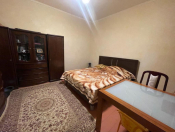 İcarəyə verilir 2 otaqlı 70 m2 köhnə tikili 28 May m.