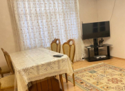 İcarəyə verilir 2 otaqlı 70 m2 köhnə tikili 28 May m.