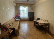 Satılır 3 otaqlı 75 m2 köhnə tikili Hüseyn Cavid parkı