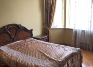 İcarəyə verilir 3 otaqlı 100 m2 yeni tikili Gənclik m.