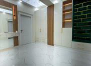 Satılır 3 otaqlı 92 m2 yeni tikili Nizami r.