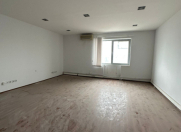 İcarəyə verilir 4 otaqlı 106 m2 ofis Sahil m.