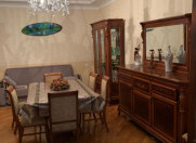 İcarəyə verilir 4 otaqlı 180 m2 köhnə tikili Nizami m.