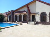 Satılır 4 otaqlı 250 m2 bağ evi Mərdəkan