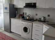 İcarəyə verilir 2 otaqlı 60 m2 köhnə tikili Həzi Aslanov m.