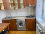 İcarəyə verilir 2 otaqlı 55 m2 köhnə tikili Dənizkənarı Milli park