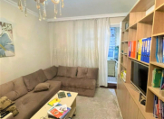 Satılır 2 otaqlı 42 m2 köhnə tikili Memar Əcəmi m.