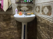 Satılır 4 otaqlı 180 m2 köhnə tikili Sahil m.