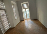 İcarəyə verilir 5 otaqlı 200 m2 obyekt Nəsimi r.