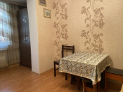 İcarəyə verilir 3 otaqlı 90 m2 köhnə tikili Rəsulzadə