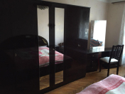 İcarəyə verilir 3 otaqlı 67 m2 köhnə tikili Heydər Əliyev Mərkəzi