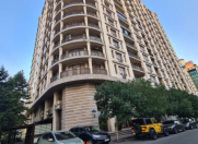 İcarəyə verilir 18 otaqlı 700 m2 ofis 28 May m.