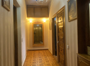 İcarəyə verilir 4 otaqlı 70 m2 köhnə tikili 28 May m.