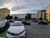 Satılır 2 otaqlı 45 m2 köhnə tikili Gənclik m.