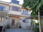 İcarəyə verilir 4 otaqlı 250 m2 həyət evi Badamdar