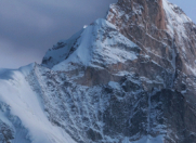 İcarəyə verilir 1 otaqlı 30 m2 yeni tikili İnşaatçılar m.