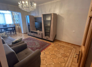 İcarəyə verilir 3 otaqlı 90 m2 köhnə tikili Gənclik m.