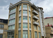 İcarəyə verilir 1 otaqlı 300 m2 ofis Neftçi bazası