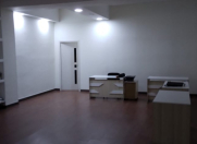 İcarəyə verilir 3 otaqlı 120 m2 ofis Ağ şəhər