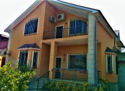 Satılır 4 otaqlı 230 m2 bağ evi Mərdəkan