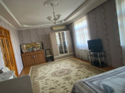 Satılır 5 otaqlı 250 m2 həyət evi Qaraçuxur