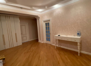 İcarəyə verilir 3 otaqlı 128 m2 yeni tikili Badamdar