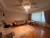 Satılır 3 otaqlı 145 m2 yeni tikili Qara Qarayev m.